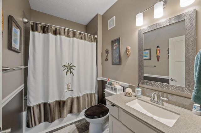 11062 16th St NE, Saint Michael, MN 55376 - full bathroom with vanity, toilet, and shower / bathtub combination with curtain