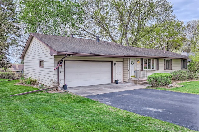 792 Gramsie Rd, Shoreview, MN 55126 - single story home featuring a front lawn, a garage, and asphalt driveway