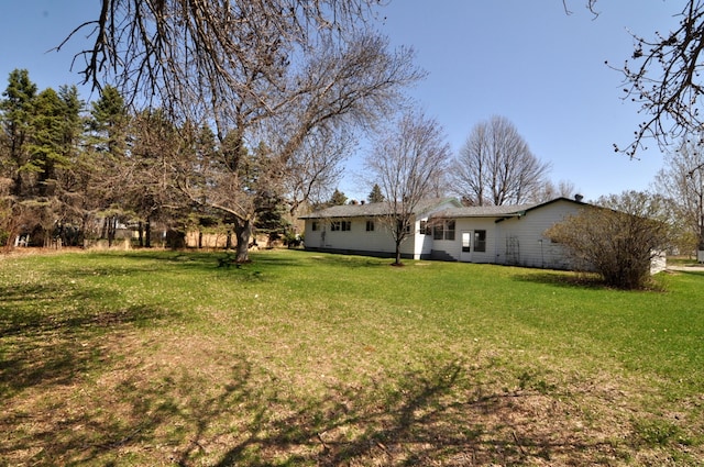 811 Pleasant Ave S, Park Rapids, MN 56470 - view of yard