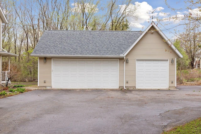 view of detached garage