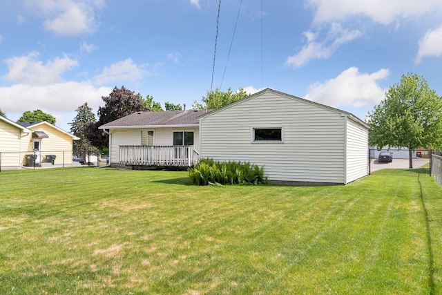 3697 75th St E, Inver Grove Heights, MN 55076 - back of house with a deck