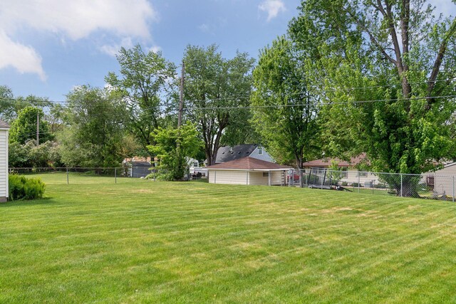 3697 75th St E, Inver Grove Heights, MN 55076 - view of yard