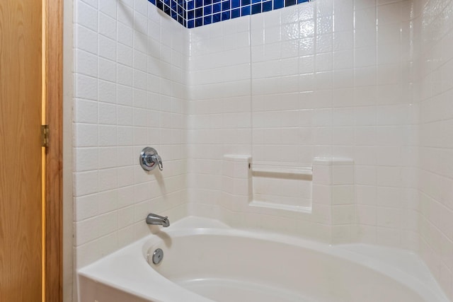 610 Whiskey Rd NW Unit 115, Isanti, MN 55040 - full bath with bathtub / shower combination