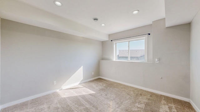 577 Keefe Ct NW, Eyota, MN 55934 - spare room featuring carpet floors, baseboards, recessed lighting, and a smoke detector