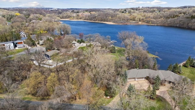 6851 Beach Rd, Eden Prairie, MN 55344