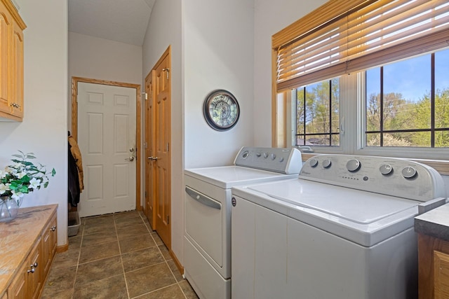 46463 Cambridge Dr, Stanchfield, MN 55080 - laundry area with cabinet space, washing machine and dryer, and healthy amount of natural light