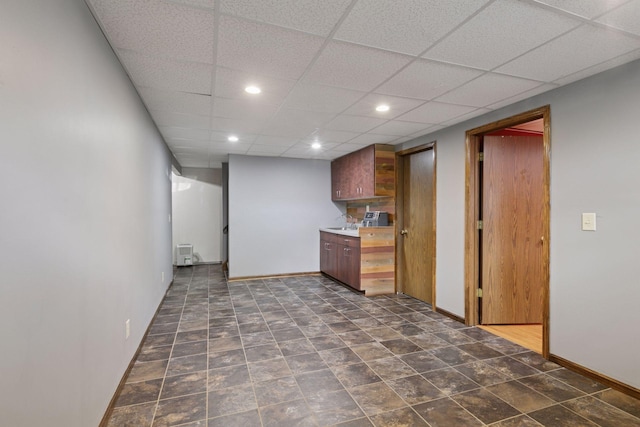 7900 Idaho Cir N, Brooklyn Park, MN 55445 - kitchen with baseboards, recessed lighting, light countertops, and a paneled ceiling