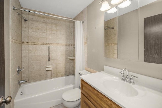 full bath featuring shower / tub combo with curtain, toilet, and vanity