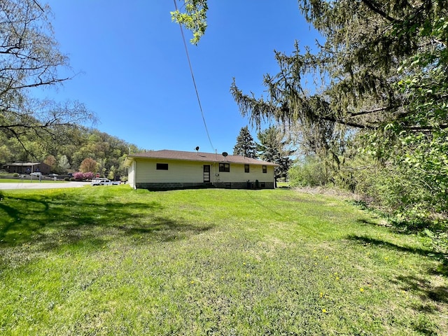view of grassy yard