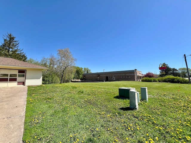 view of grassy yard
