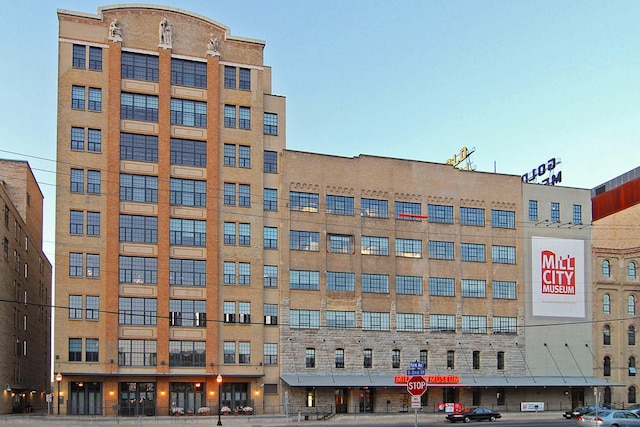 700 2nd St Unit W31, Minneapolis, MN 55401 - view of building exterior