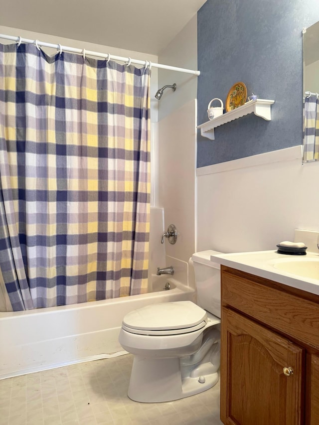 5301 Oak St, Isle, MN 56342 - bathroom featuring shower / bath combo, vanity, and toilet