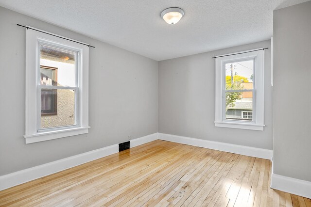 3004 Minnehaha Pkwy, Minneapolis, MN 55406 - photo 20