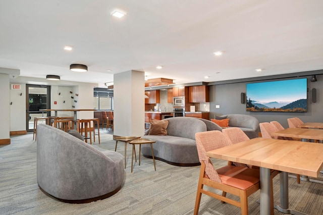 401 1st St Unit 1321, Minneapolis, MN 55401 - living area featuring light carpet and recessed lighting