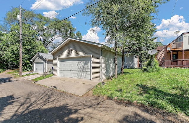 864 Fuller Ave, Saint Paul, MN 55104 - view of detached garage