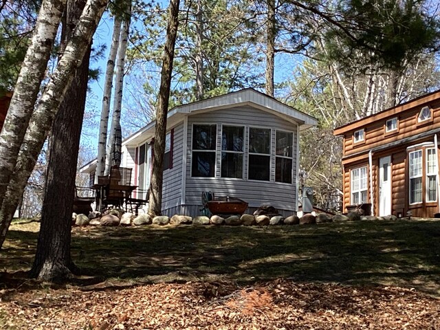 view of home's exterior