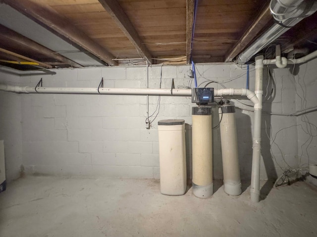 108 Benjamin St, Jackson, MN 56143 - unfinished below grade area featuring a water softener system