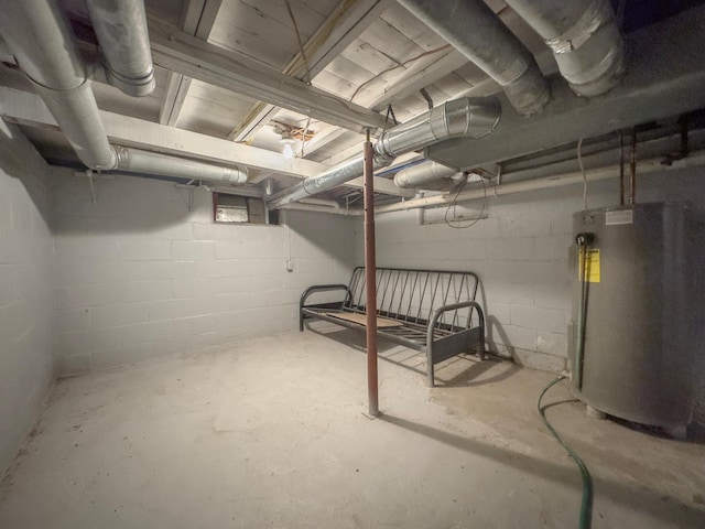 108 Benjamin St, Jackson, MN 56143 - unfinished basement with gas water heater