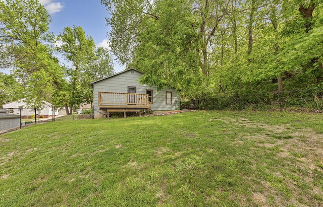 108 Benjamin St, Jackson, MN 56143 - view of yard featuring a deck
