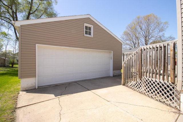 view of detached garage