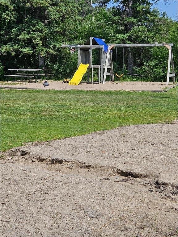 36282 Rush Lake Loop Unit 29A, Ottertail, MN 56571 - community play area featuring a yard