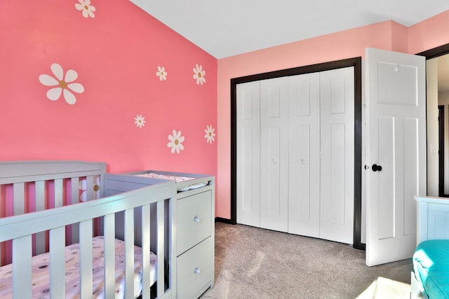 10240 3rd St NE Unit D, Blaine, MN 55434 - bedroom featuring carpet, a closet, and a crib