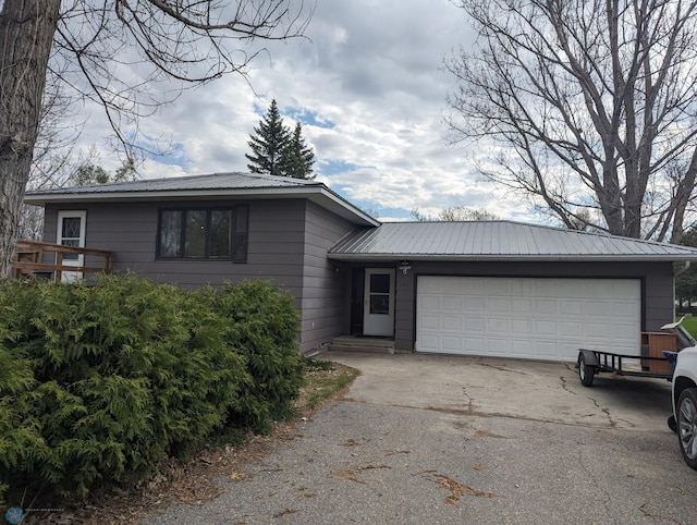 701 Broadway St, Lisbon, ND 58054 - photo 2