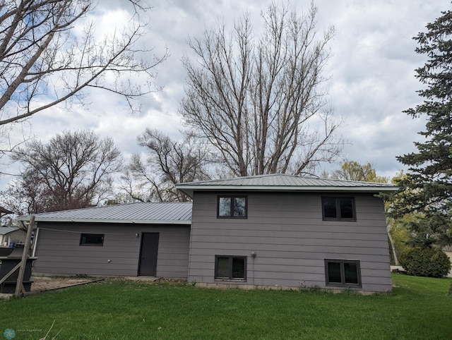701 Broadway St, Lisbon, ND 58054 - photo 4