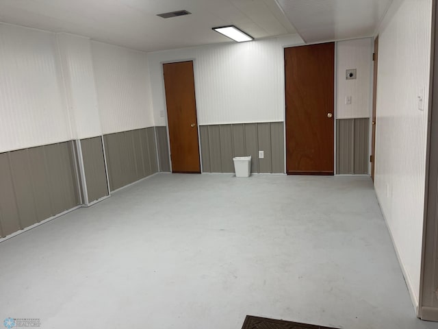 101 Oak St, Lisbon, ND 58054 - empty room featuring concrete floors