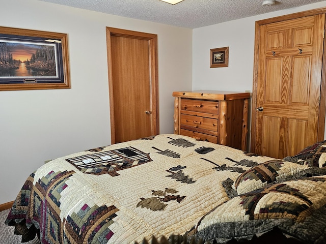 44948 Plentywood Rd, Perham, MN 56573 - bedroom featuring a textured ceiling