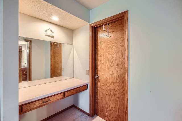 456 Ridge Ct, Chaska, MN 55318 - bathroom featuring baseboards