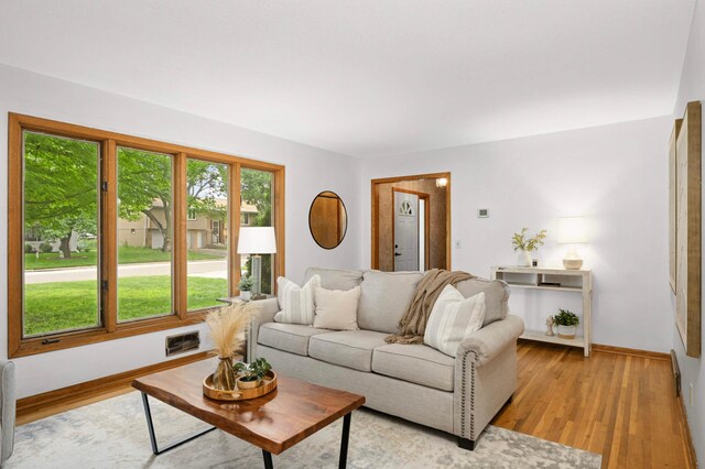 6329 Peacedale Ave, Edina, MN 55424 - photo 3