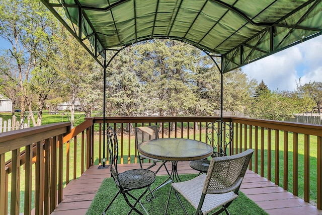 deck featuring outdoor dining space