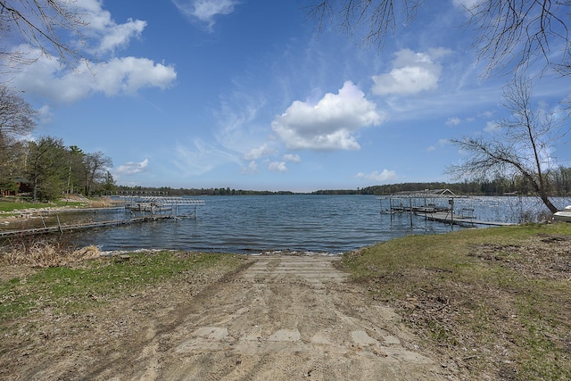 dock featuring a water view