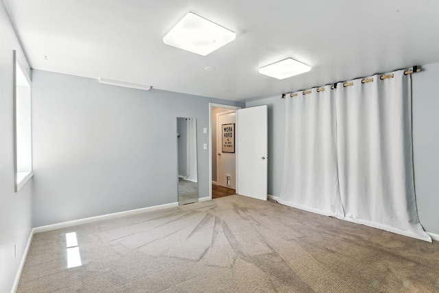 5820 139th St W, Apple Valley, MN 55124 - unfurnished room featuring carpet floors
