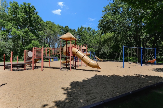 5820 139th St W, Apple Valley, MN 55124 - community play area featuring view of scattered trees