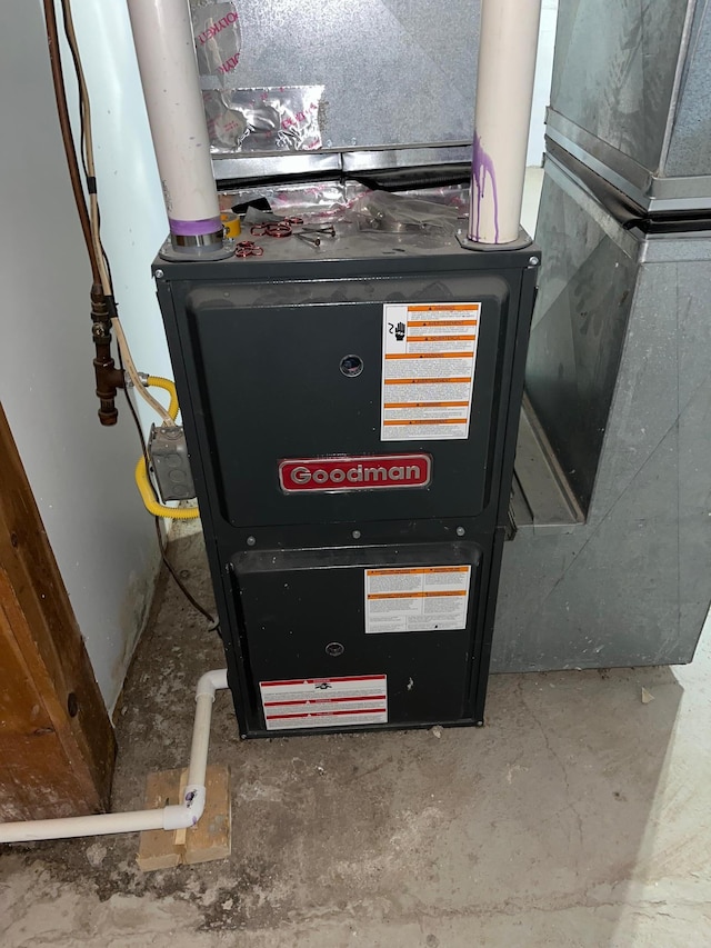125 1st St, Dresser, WI 54009 - utilities featuring heating unit