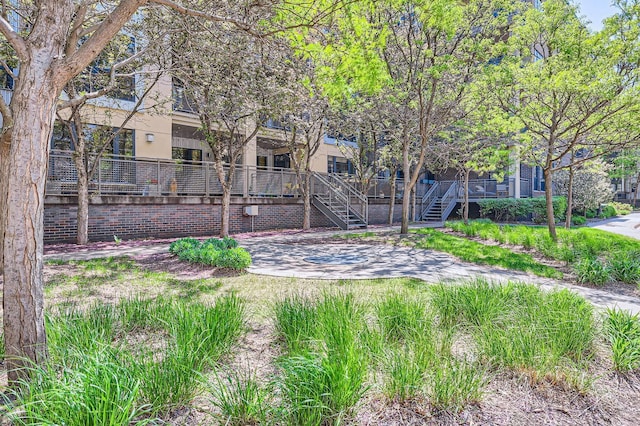 820 Emerald St Unit 402, Saint Paul, MN 55114 - view of property's community featuring stairway