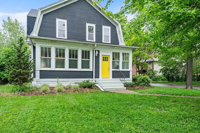 3100 29th Ave S, Minneapolis, MN 55406 - dutch colonial featuring a gambrel roof, a front yard, and entry steps