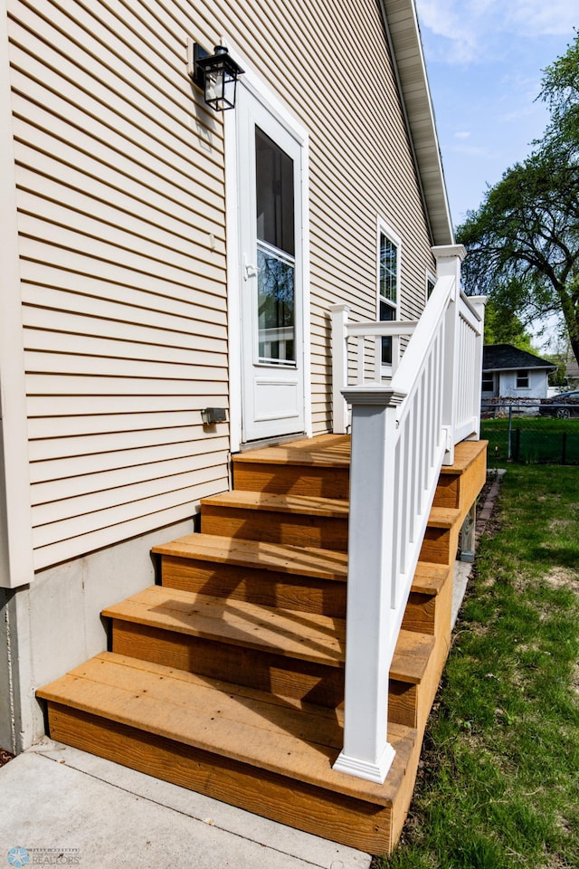 view of exterior entry