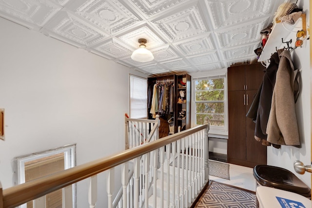 1925 Glenwood Ave, Minneapolis, MN 55405 - hall with an upstairs landing and an ornate ceiling