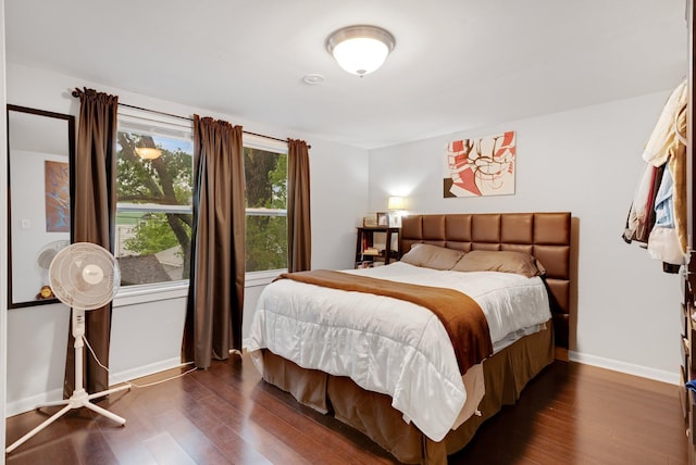 1925 Glenwood Ave, Minneapolis, MN 55405 - bedroom with dark wood finished floors and baseboards