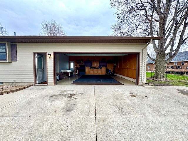 1112 10th St, Gaylord, MN 55334 - garage featuring driveway