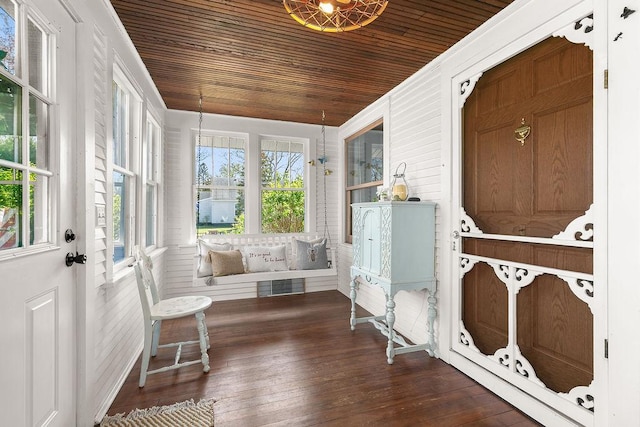 681 4th St NE, Little Falls, MN 56345 - view of sunroom / solarium