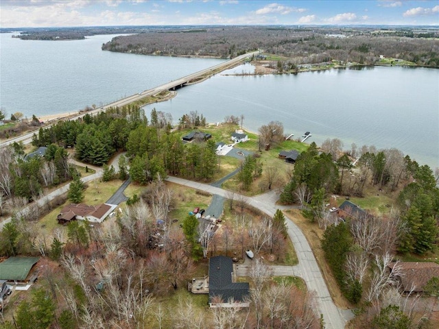 19531 Pine Landing Dr, Grand Rapids, MN 55744 - aerial view of property and surrounding area featuring a large body of water
