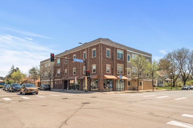 2803 38th St Unit 205, Minneapolis, MN 55406 - view of property with uncovered parking