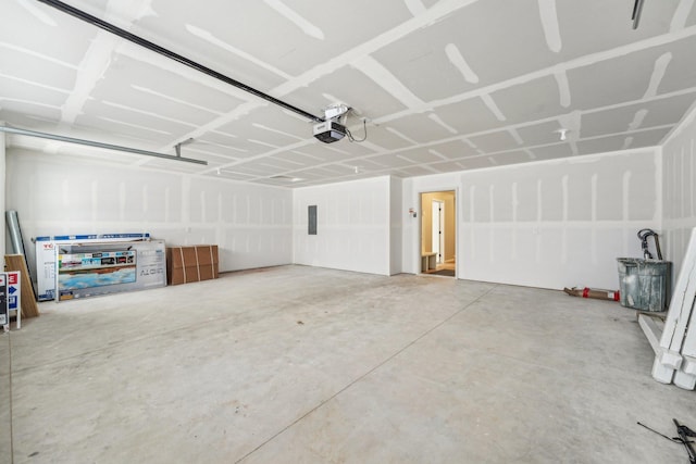 20106 Fitzgerald Trl N, Forest Lake, MN 55025 - garage featuring a garage door opener