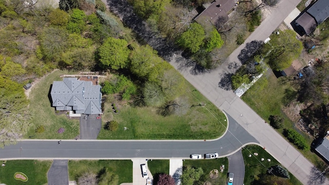 aerial view of property and surrounding area