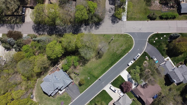 aerial view of property and surrounding area