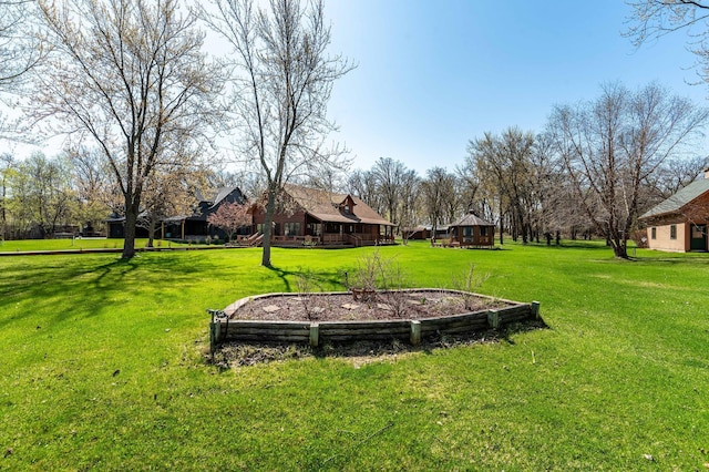 37009 Blarney Beach Rd, Everts Twp, MN 56515 - view of grassy yard